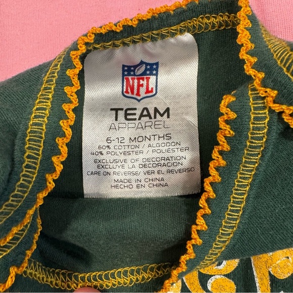 BUNDLE | Baby girls 6-12mths | Green Bay football onesies & outfit - Picture 6 of 8